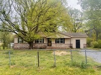 Building Photo - 168 Drum Cir