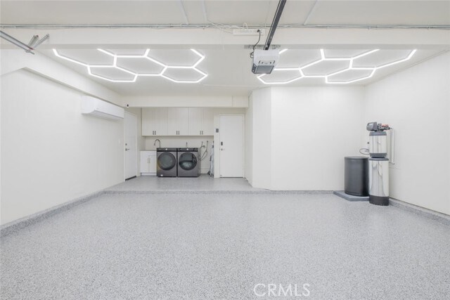 Building Photo - 2052 Chenault Pl