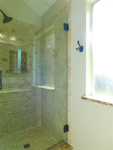 Building Photo - 4605 Dogwood Dr