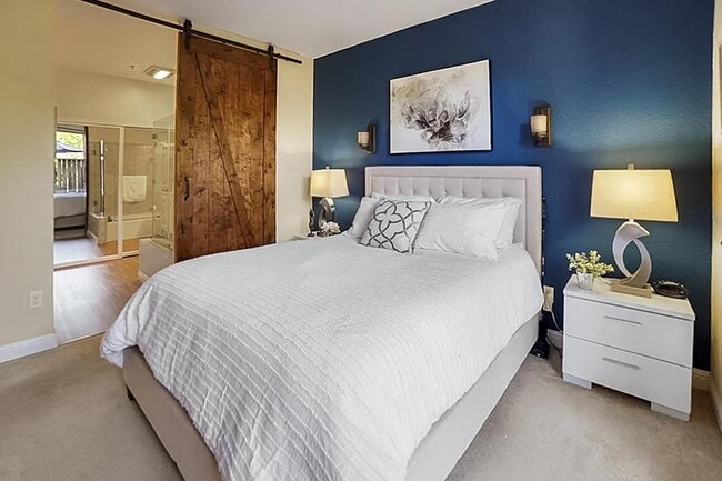 Building Photo - 421 Cork Harbour Cir