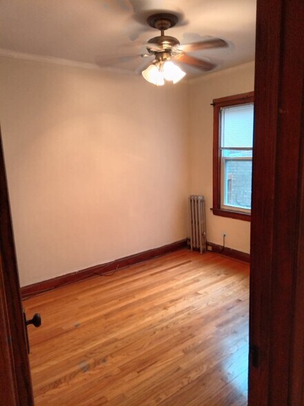 Building Photo - 3235 N Lockwood Ave