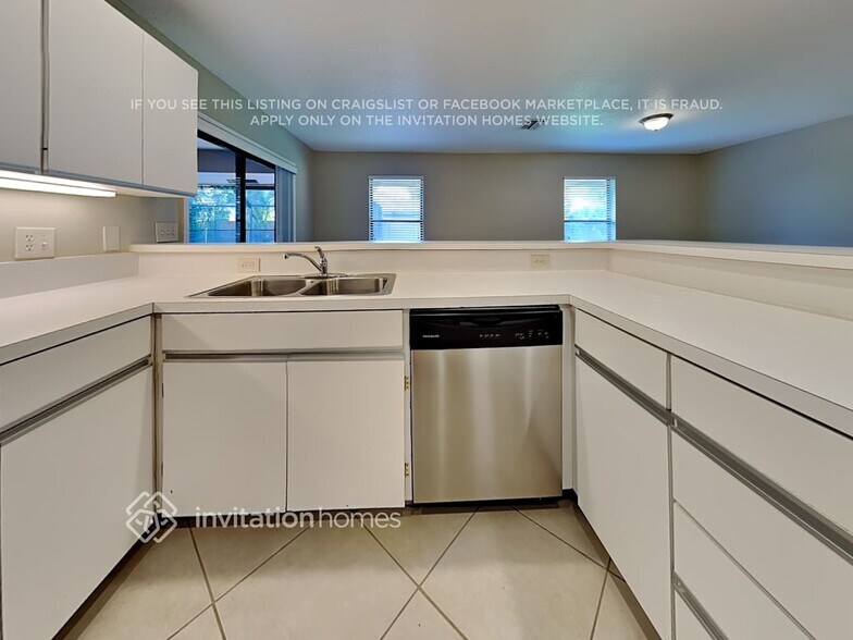 Building Photo - 14686 Horseshoe Trce