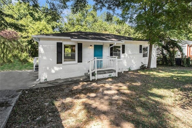 Building Photo - 1317 Redford Dr SE