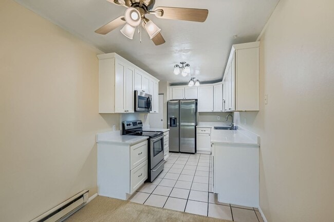 Building Photo - 1858 Centaur Cir