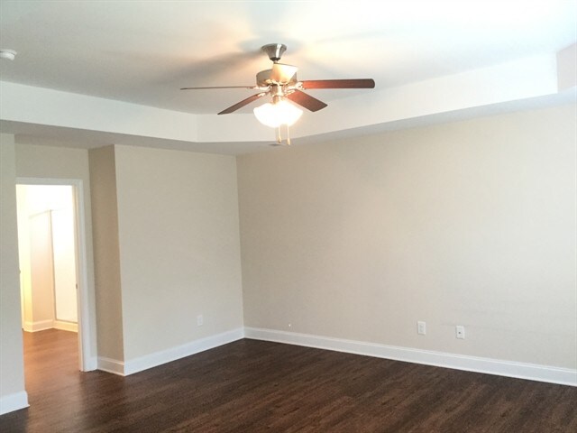 Building Photo - 1023 Monitor Ct