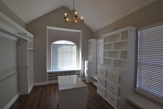 Building Photo - Zachary School District!  Newly remodeled 4 bedroom, 2.5 bath near downtown Zachary