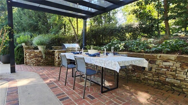 Building Photo - 4224 E Conway Dr NW