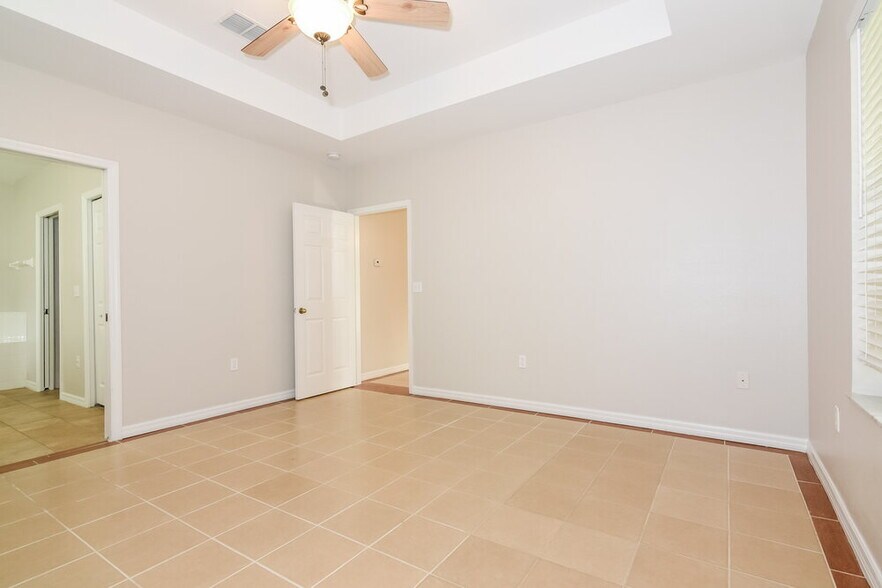 Building Photo - 6557 Shepherd Oaks Rd