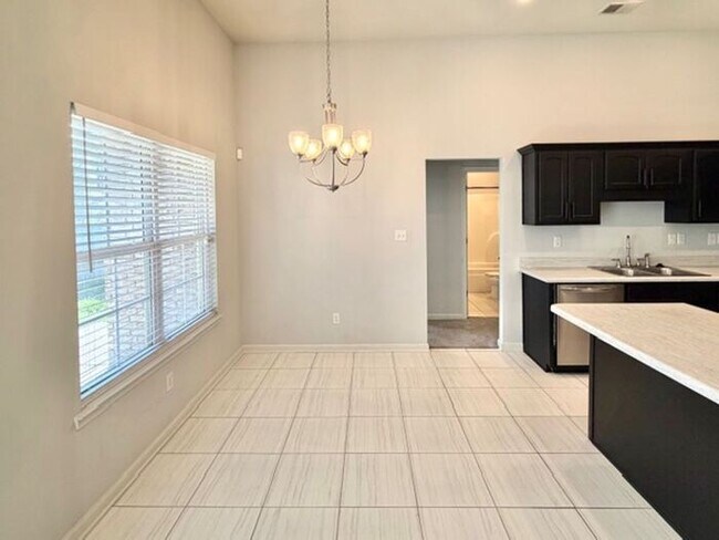 Building Photo - Now Leasing A 3 Bedroom 2 Bath Home In Southaven Near Central Park.