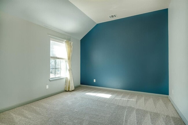Building Photo - 333 Spanish Mustang Dr