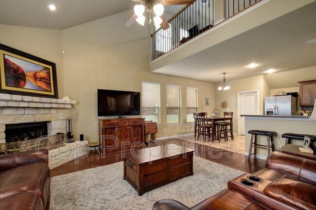 Building Photo - 1435 Sparrow Song