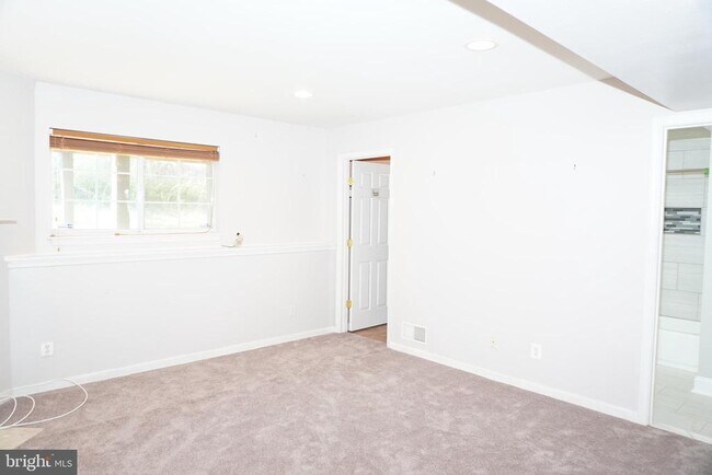 Building Photo - 14882 Geranium Ct