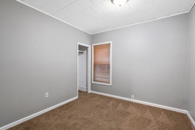 2nd Bedroom - 313 Tompkins St