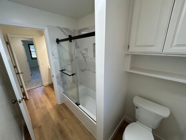 Building Photo - Must See Spacious Alamo 4BR Home with Remo...