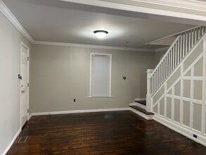 Building Photo - 381 National Ave