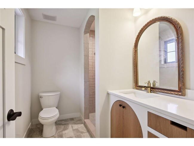 Building Photo - 21845 Byron Cir