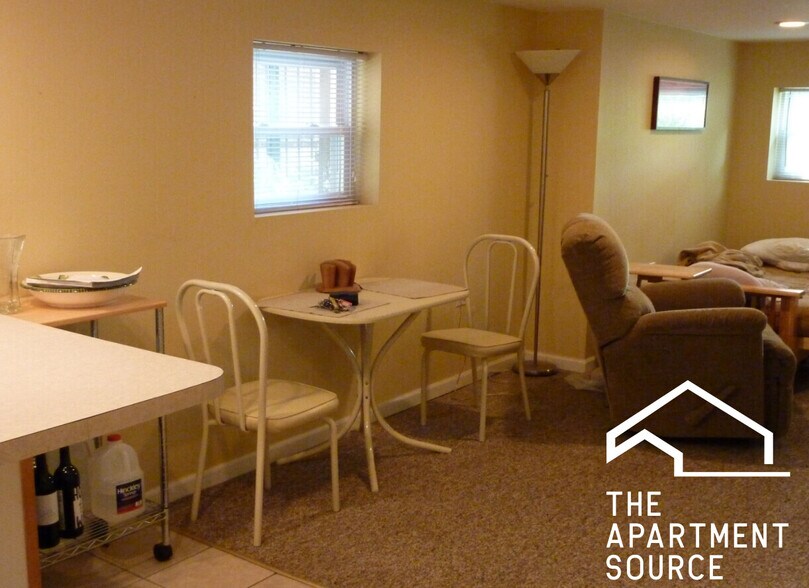 Building Photo - 4039 N Long Ave