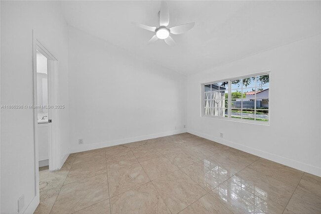 Building Photo - 1545 Springside Dr