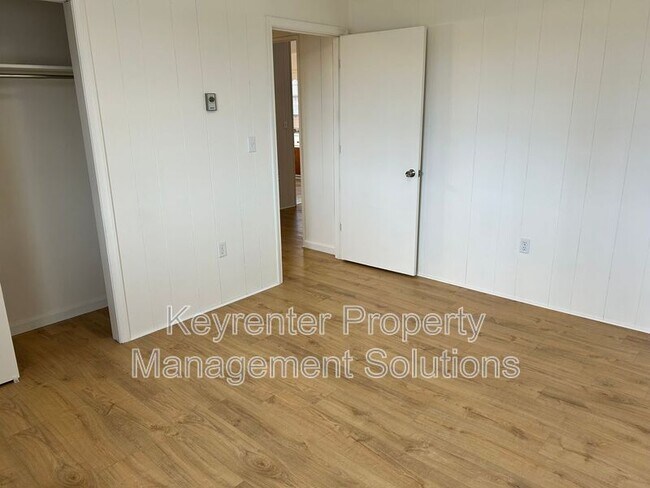 Building Photo - 117 Olive St