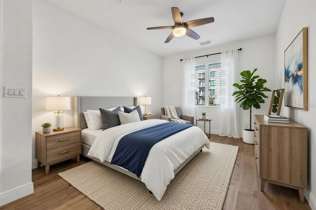 Building Photo - 600 3rd Ave S