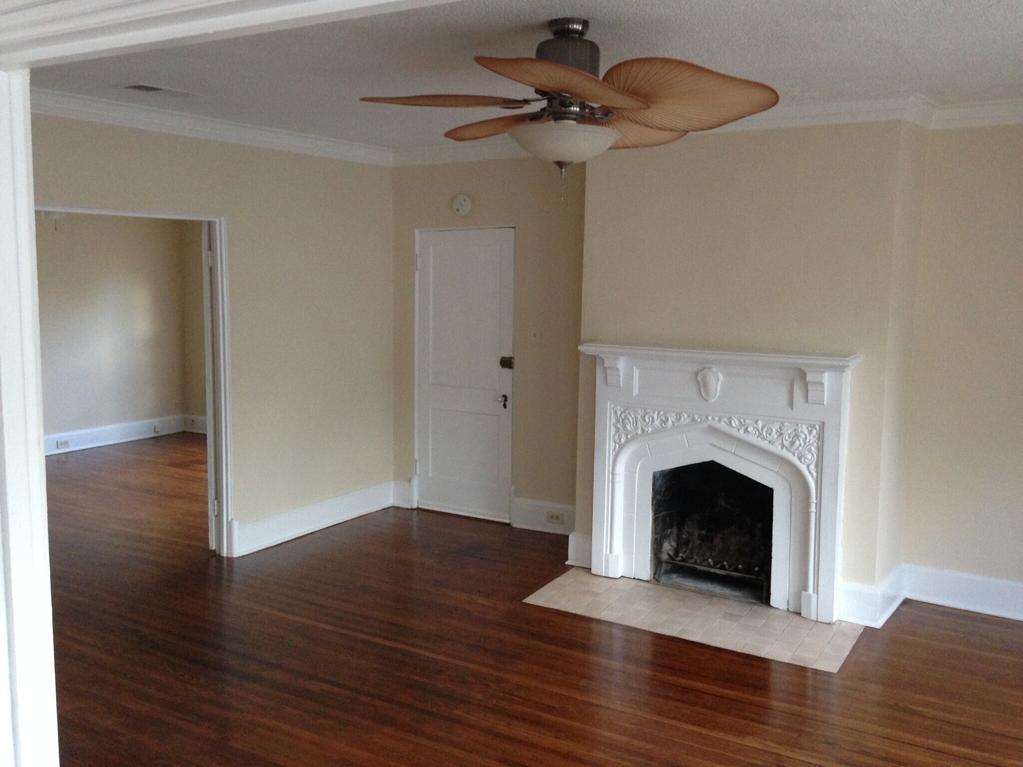 Building Photo - 235 Hawthorne St