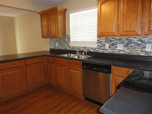 Building Photo - 4128 Candy Apple Ct