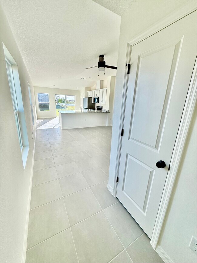 Building Photo - 10468 Wet Marsh Cv