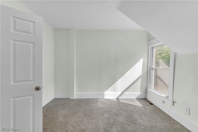 Building Photo - 1753 E 30th St