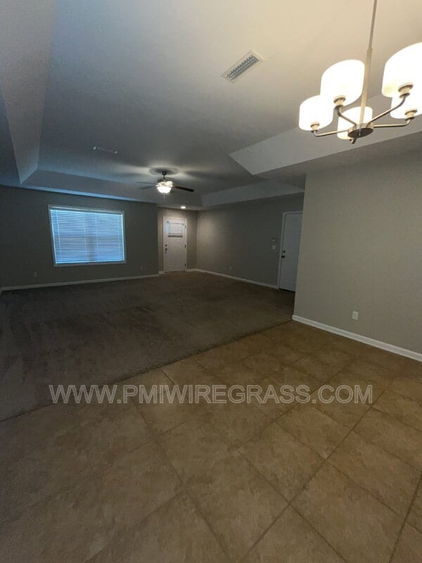 Building Photo - 214 Winterberry Way