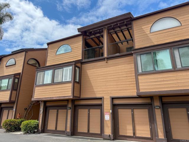 Building Photo - 4009 Canario St