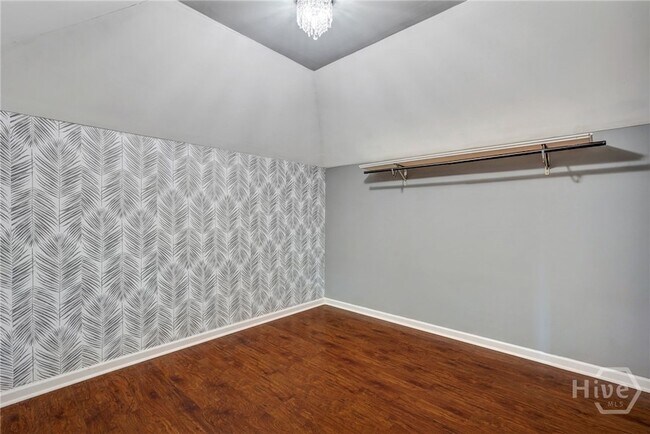 Building Photo - 41 Jerico Trl