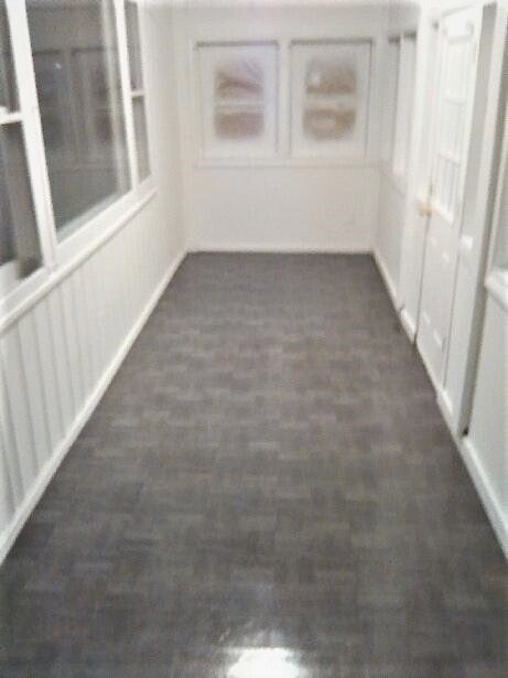 Building Photo - 10850 Parkside Ave