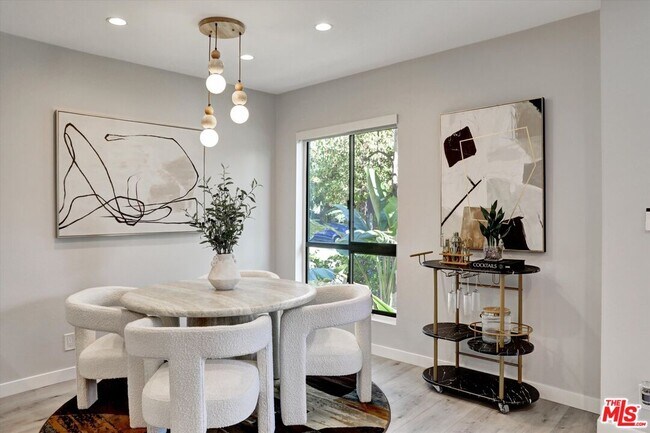 Building Photo - 7300 Franklin Ave