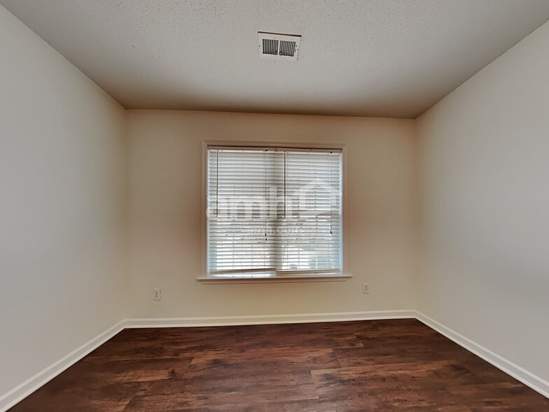 Building Photo - 3658 Canopy Oak Ct