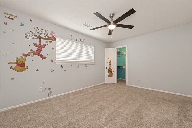 Building Photo - 13418 Paradise Valley Dr