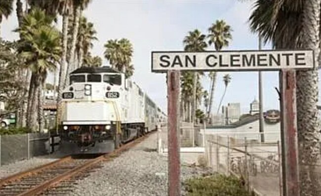 Building Photo - 43 Chapital