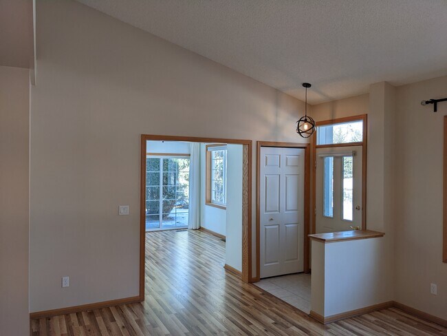 Sunroom - 5851 Prairie Ridge Dr