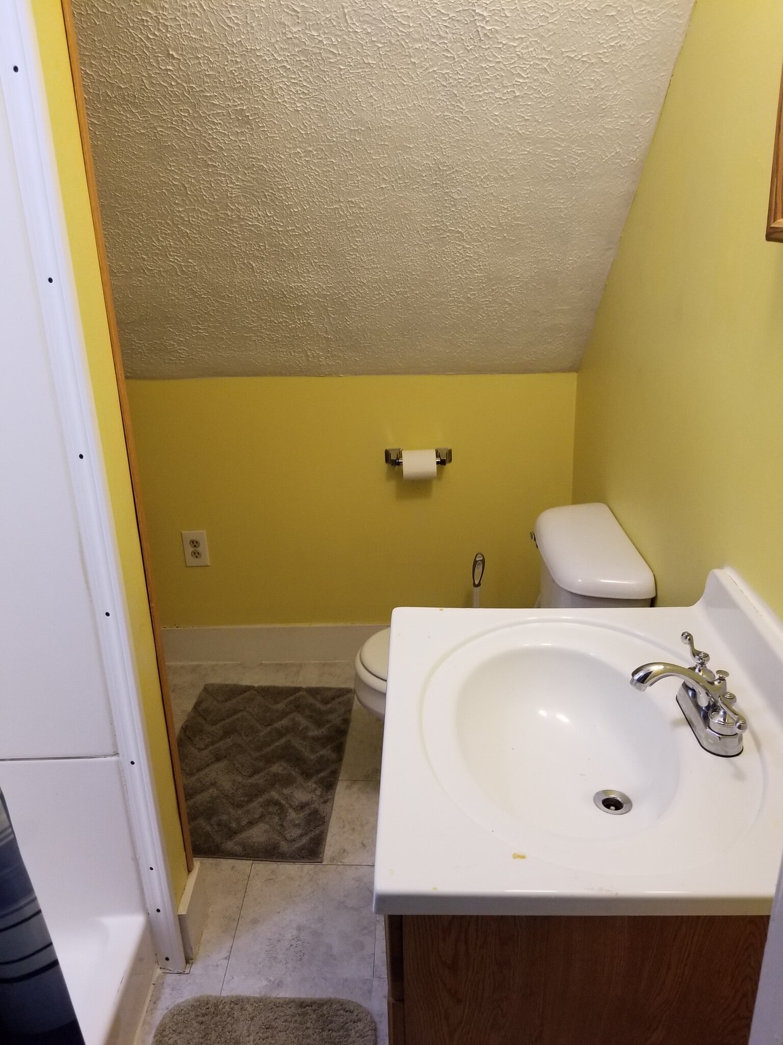 Unit #3 - 26 S Adams St