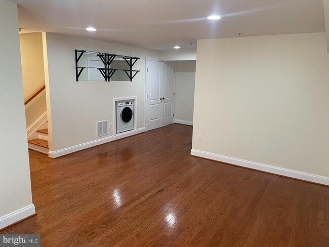 Building Photo - 3707 Fords Ln