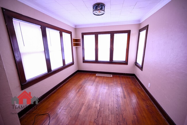 Building Photo - 1232 Eliza St