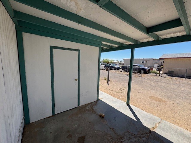 Building Photo - 1845 Coral Isle Dr