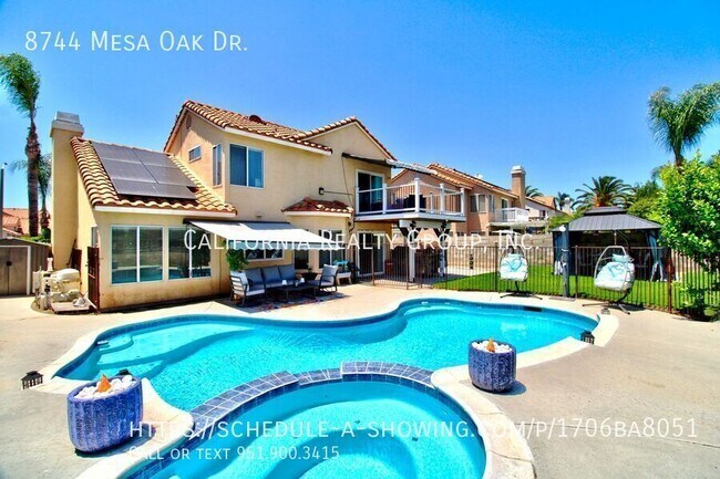 Building Photo - 8744 Mesa Oak Dr