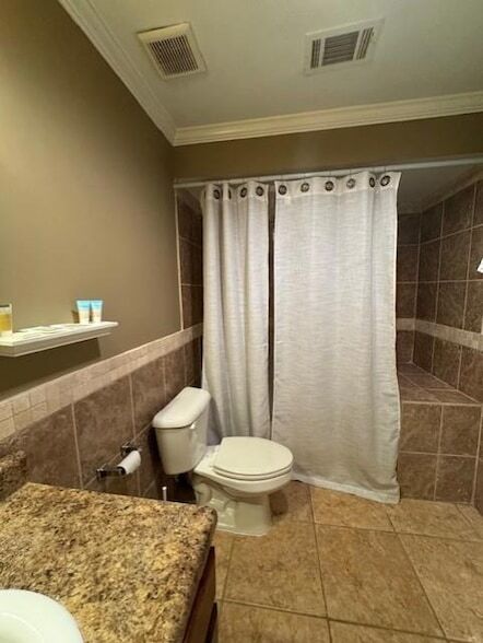 Building Photo - 5128 Verbena Dr