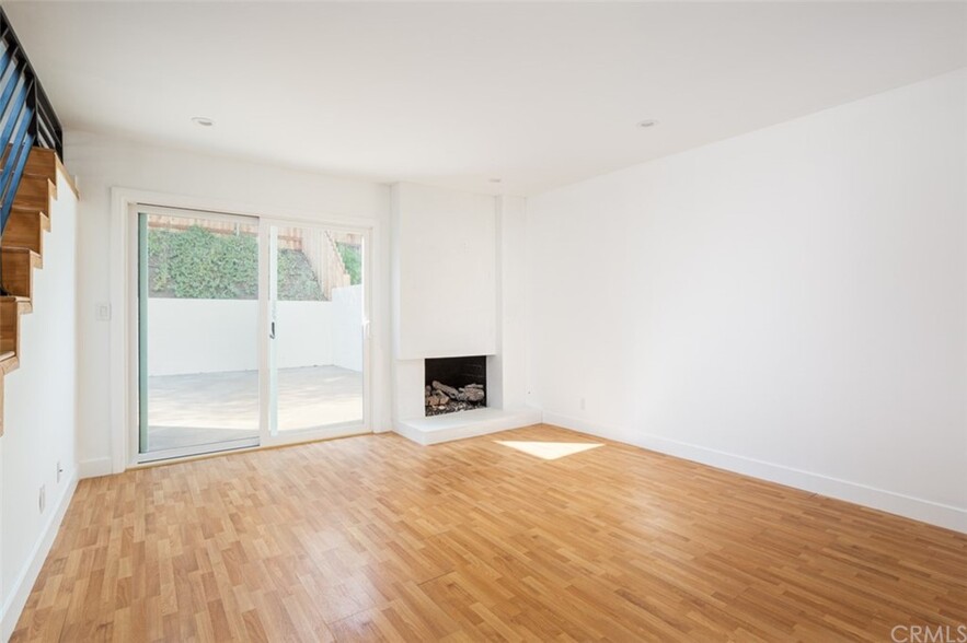 Building Photo - 2426 Lesparre Way
