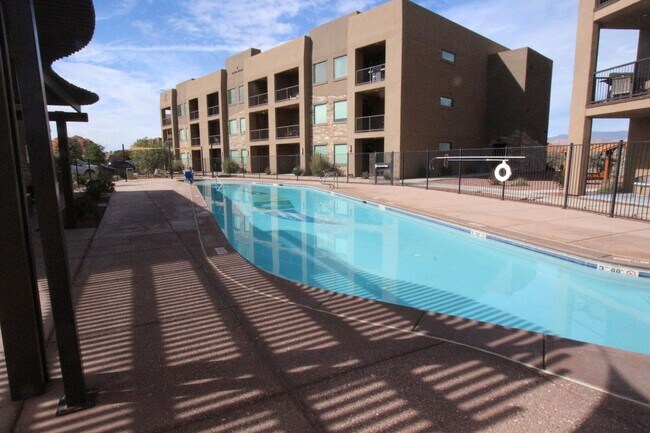 Building Photo - Move in Ready - Sand Hollow and Dunes Retreat