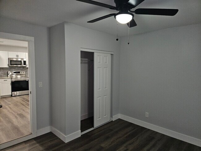Building Photo - 4 bedroom newly remodeled Milton Home