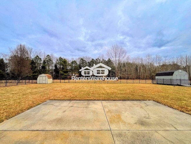 Building Photo - 6019 Mainsail Ln