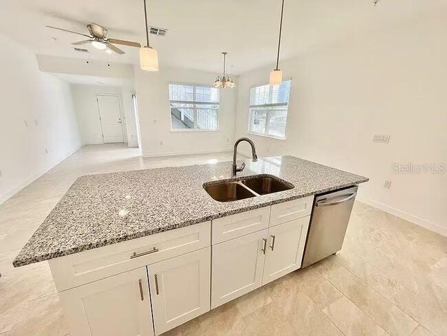 Building Photo - 12072 Via Caselli Ln