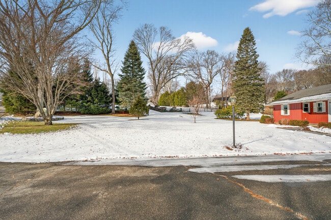 Building Photo - 9 Harbor View S