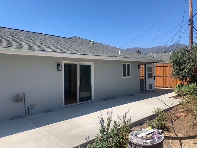 Building Photo - 344 Rosario Dr